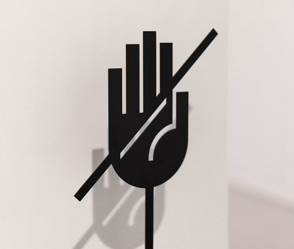 stop hand sign 